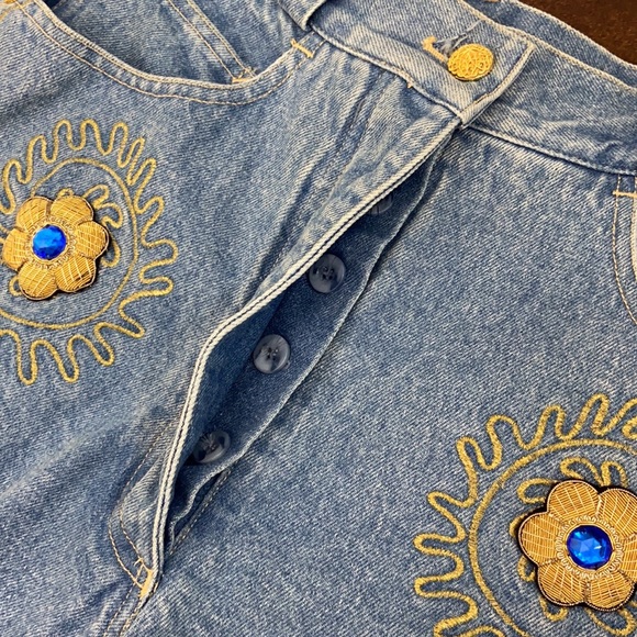 Fun Vintage High Waisted Denim Shorts with Gold Embroidered Details - Picture 5 of 9